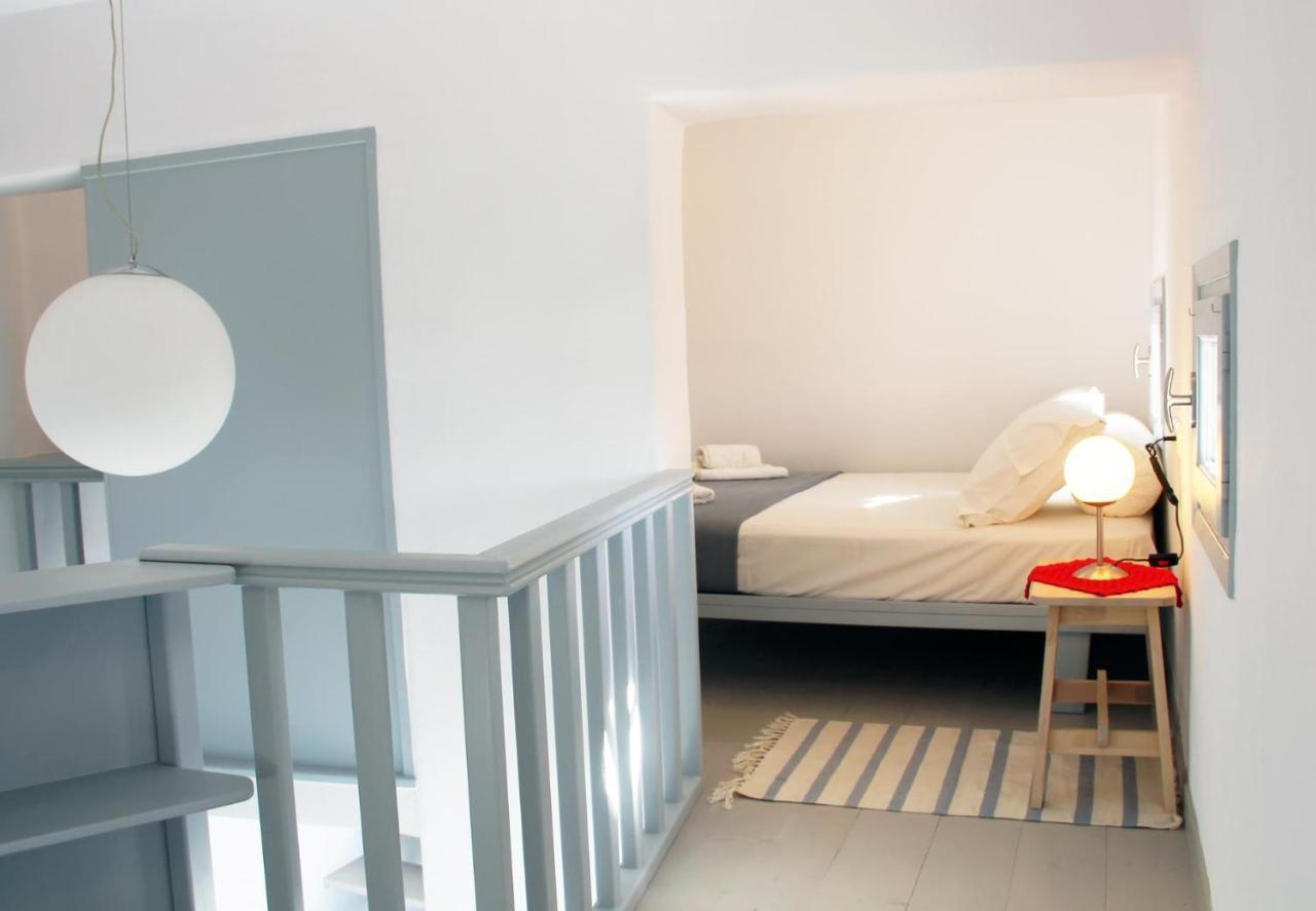 Cozy Guesthouse - Agios Romanos Bagian luar foto